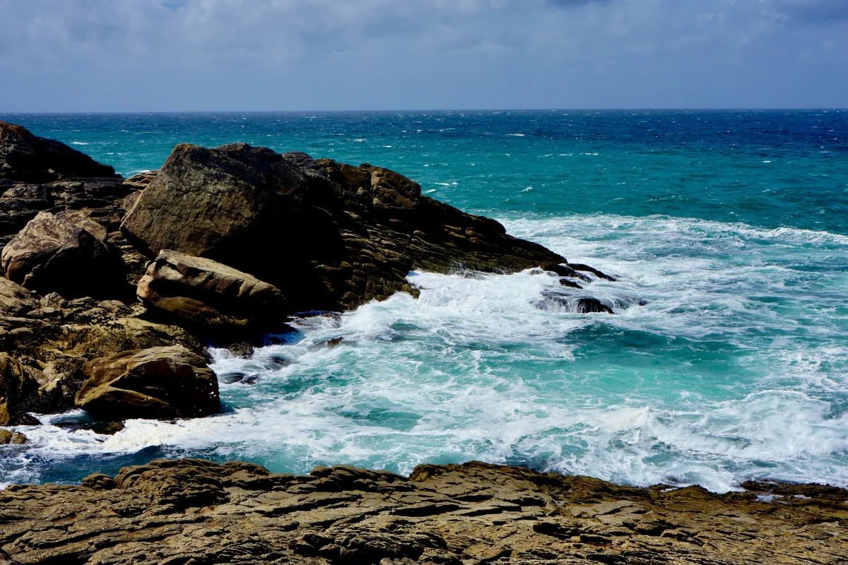 Ambre — Belle-Anse, série Vues du Ciel. Photographie de Camille Moreau.